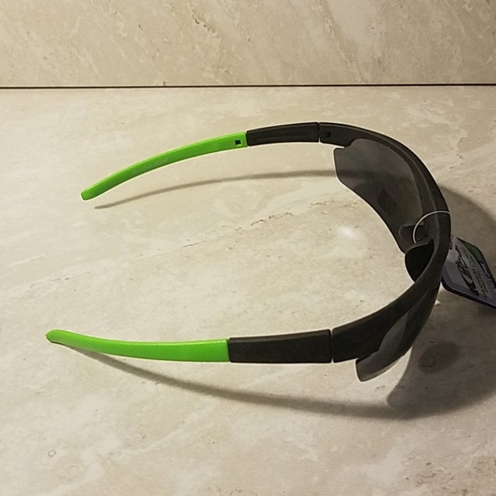 Drivers Edge Sunglasses - Picture 2 of 6